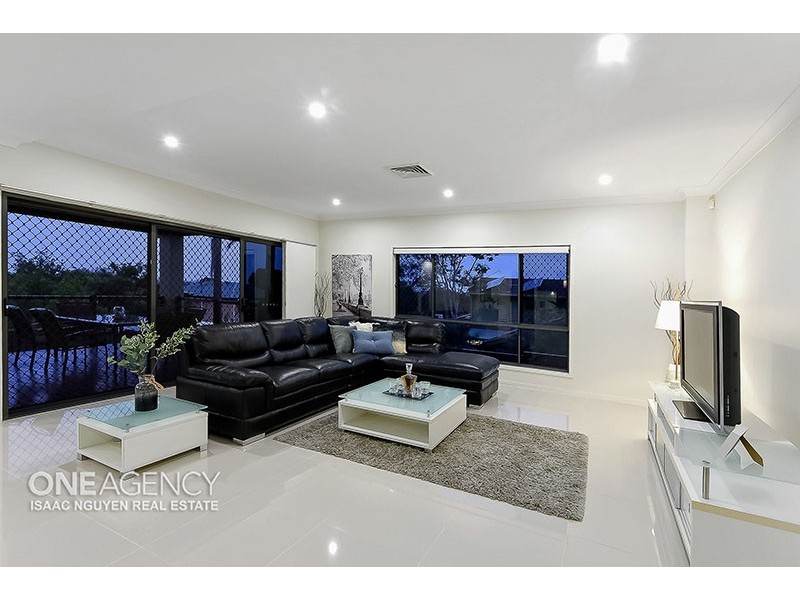 206 Gowan Rd, Sunnybank Hills QLD 4109