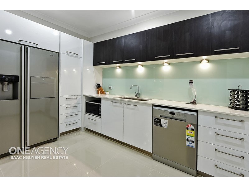 206 Gowan Rd, Sunnybank Hills QLD 4109