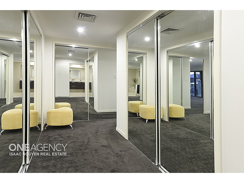 206 Gowan Rd, Sunnybank Hills QLD 4109