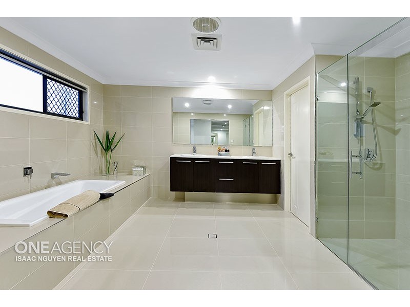 206 Gowan Rd, Sunnybank Hills QLD 4109