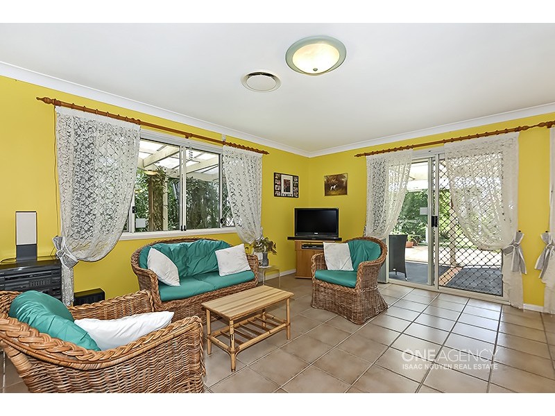 9 Galilee Close, Forest Lake QLD 4078