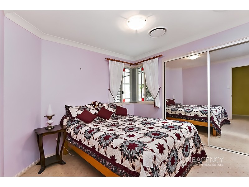 9 Galilee Close, Forest Lake QLD 4078