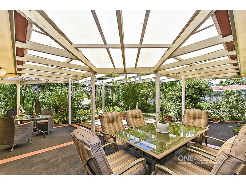 9 Galilee Close, Forest Lake QLD 4078