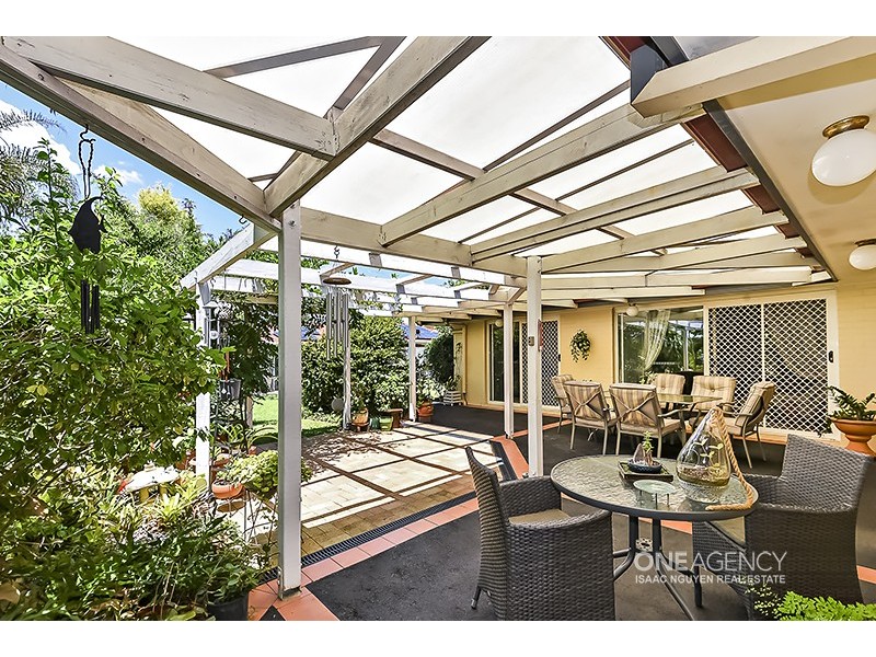 9 Galilee Close, Forest Lake QLD 4078