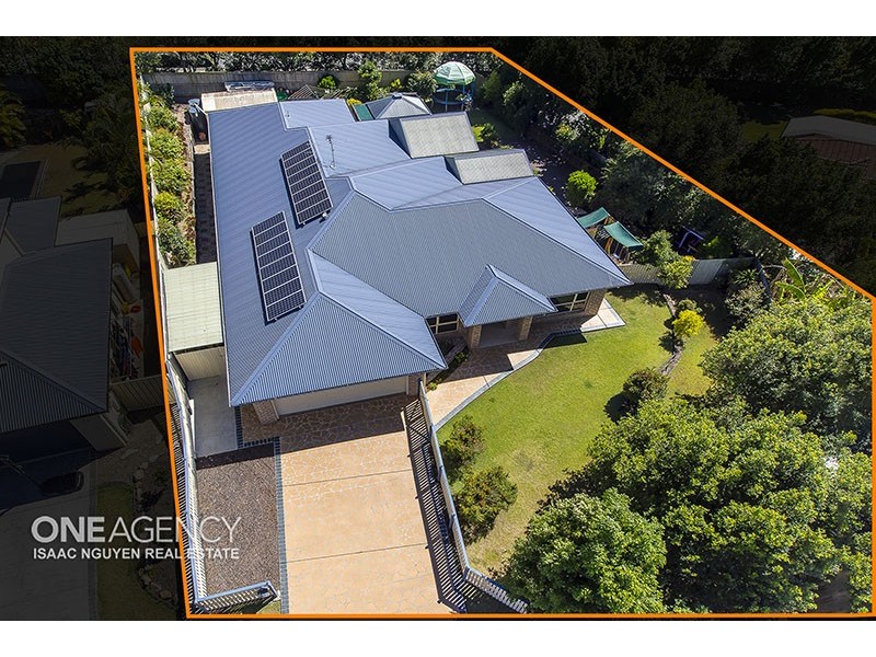 9 Banjo Pl, Springfield QLD 4300