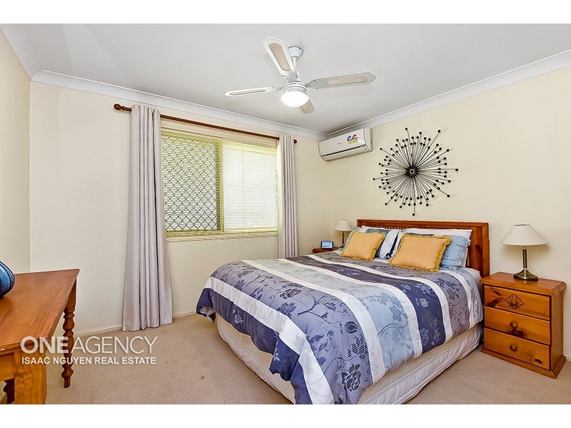 9 Banjo Pl, Springfield QLD 4300