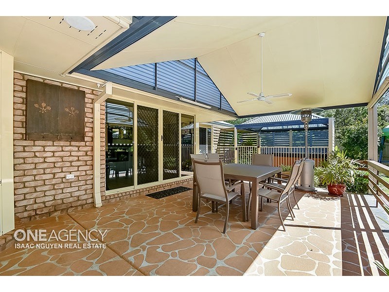 9 Banjo Pl, Springfield QLD 4300