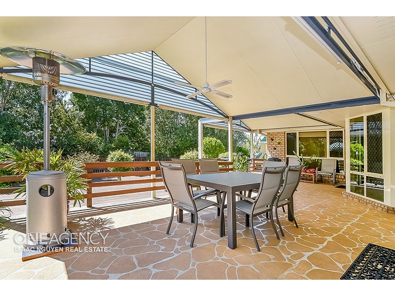 9 Banjo Pl, Springfield QLD 4300