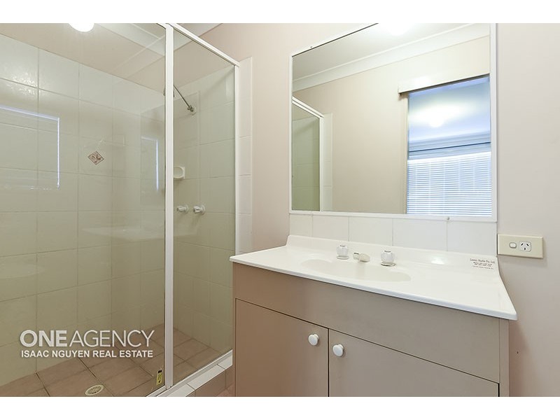 9 Newton Pl, Wacol QLD 4076
