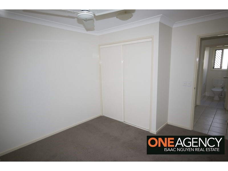 18 Mannix Place, Forest Lake QLD 4078