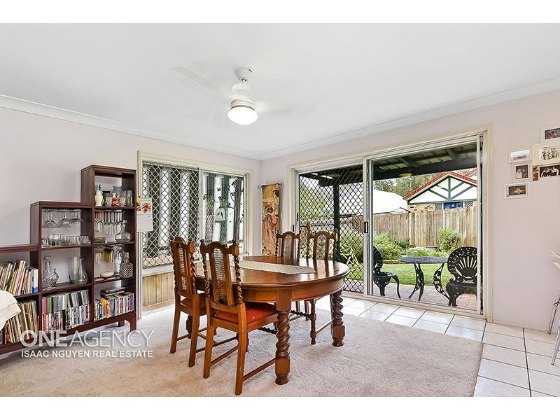 8 Mahogany Place, Forest Lake QLD 4078