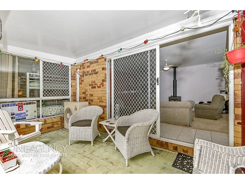 8 Mahogany Place, Forest Lake QLD 4078