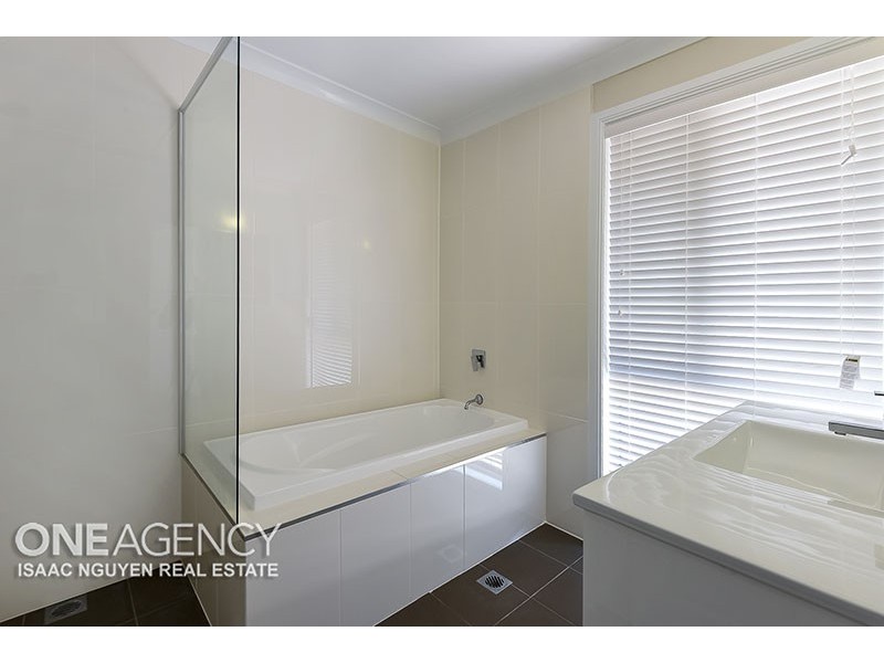 85 Renoir Cres, Forest Lake QLD 4078