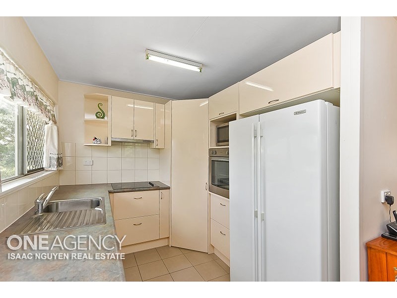 30 Colwel St, Oxley QLD 4075