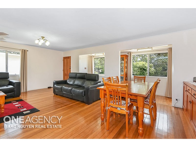 30 Colwel St, Oxley QLD 4075