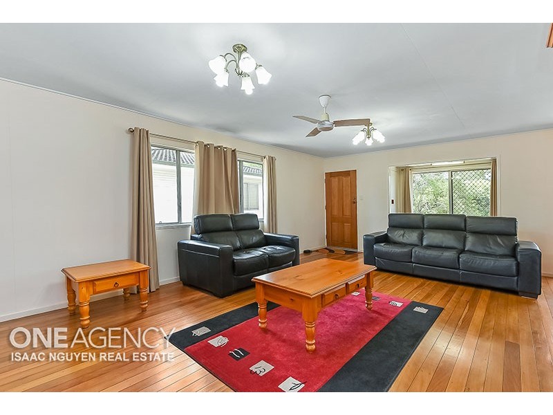 30 Colwel St, Oxley QLD 4075