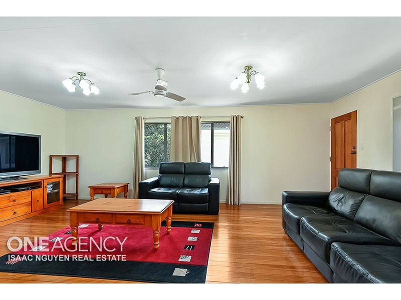 30 Colwel St, Oxley QLD 4075