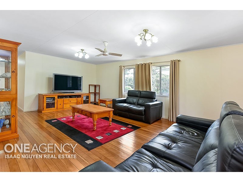 30 Colwel St, Oxley QLD 4075