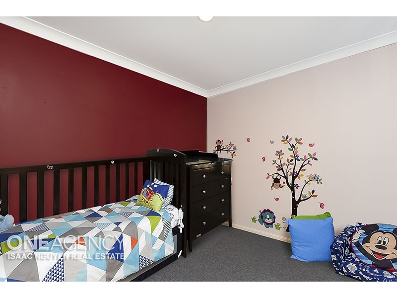 11 Napier Pl, Forest Lake QLD 4078