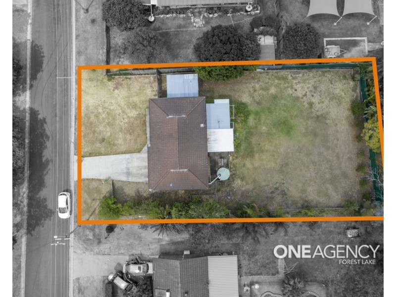 18 ALAWOONA ST, Redbank Plains QLD 4301