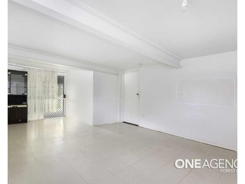 18 ALAWOONA ST, Redbank Plains QLD 4301