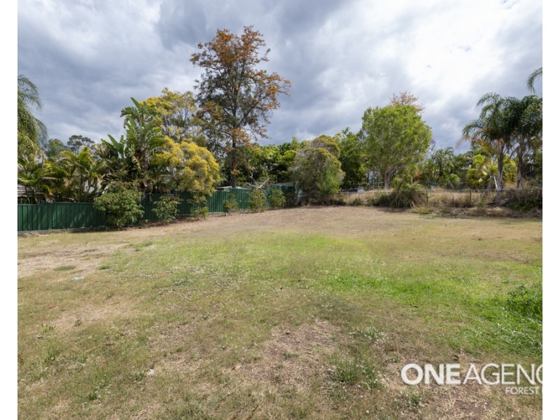 18 ALAWOONA ST, Redbank Plains QLD 4301