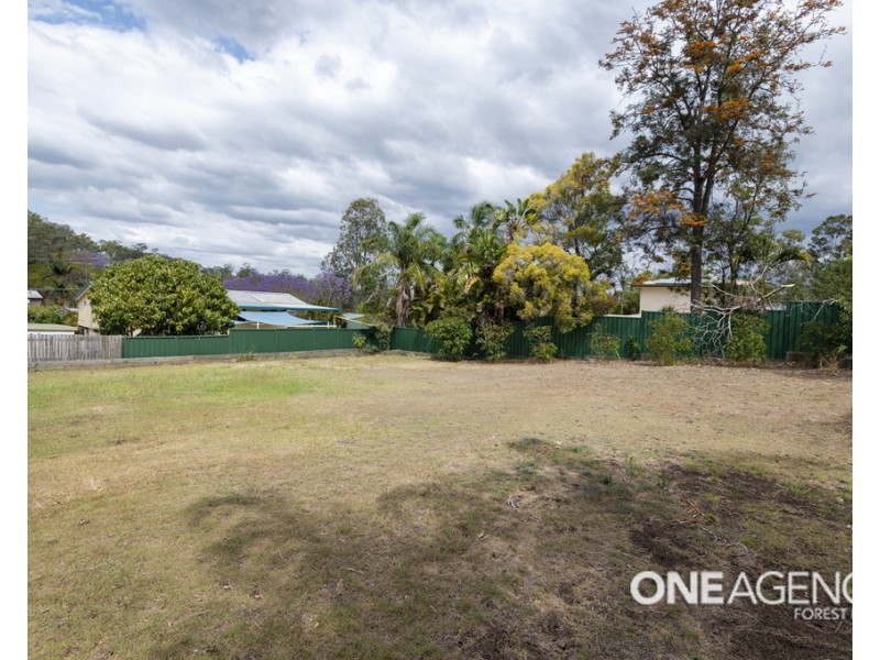 18 ALAWOONA ST, Redbank Plains QLD 4301