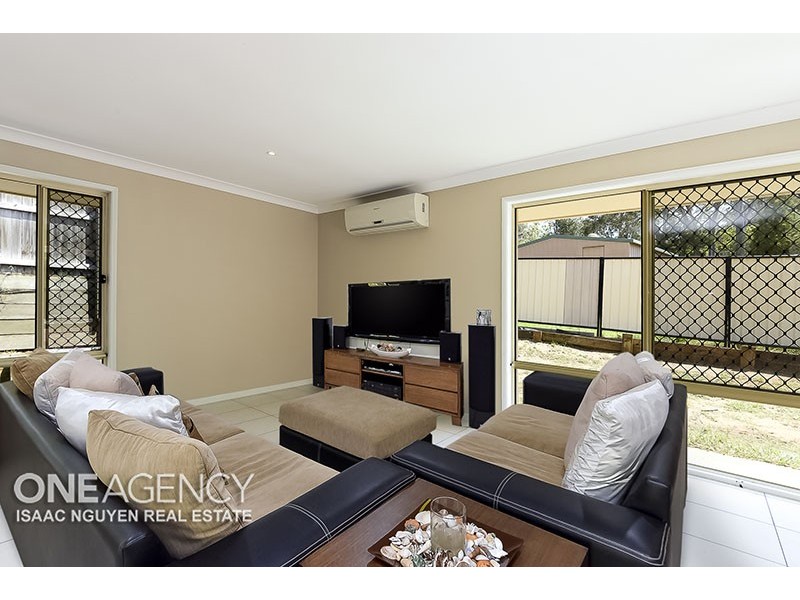 15a Nimerette Street, Bellbird Park QLD 4300