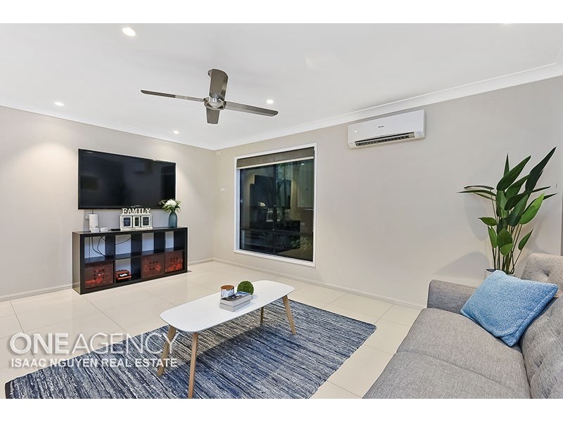 57 Cardwell Street, Forest Lake QLD 4078