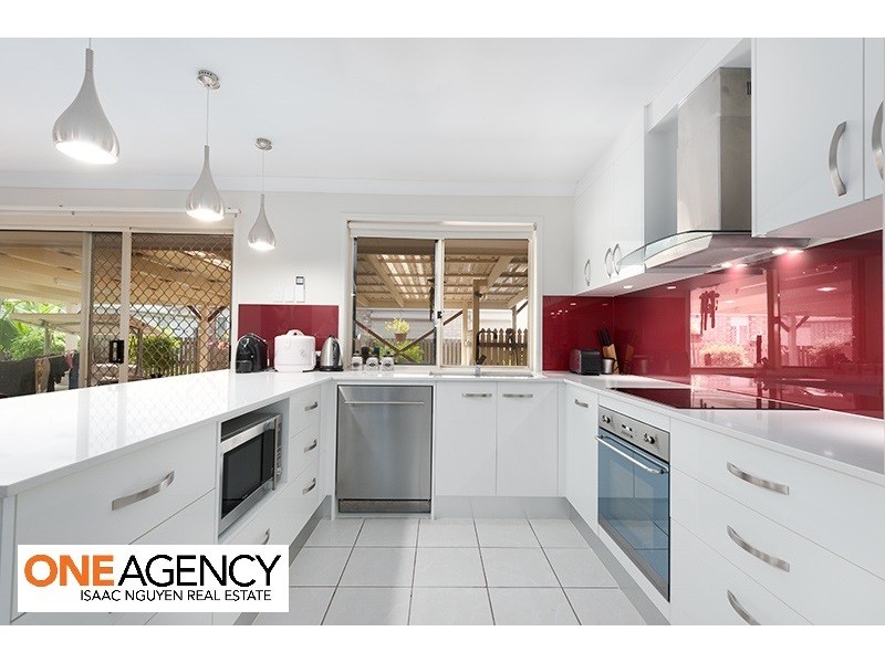 75 Mabel Street, Oxley QLD 4075