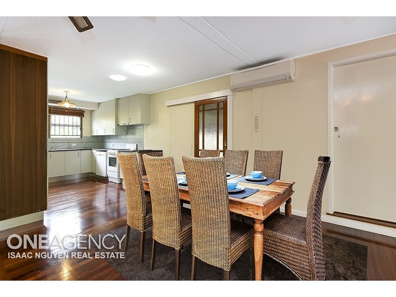 21 Durness Street, Kenmore QLD 4069