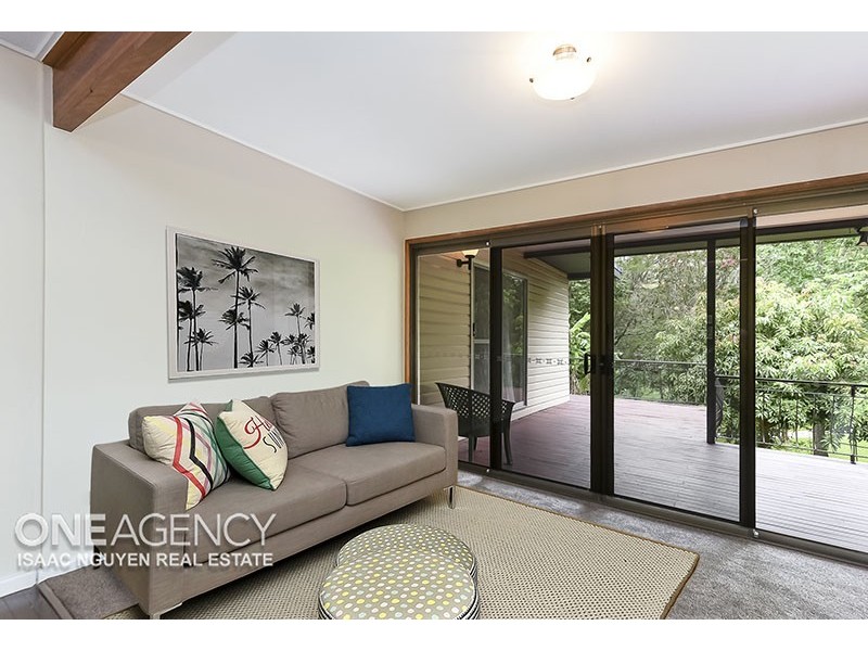 21 Durness Street, Kenmore QLD 4069