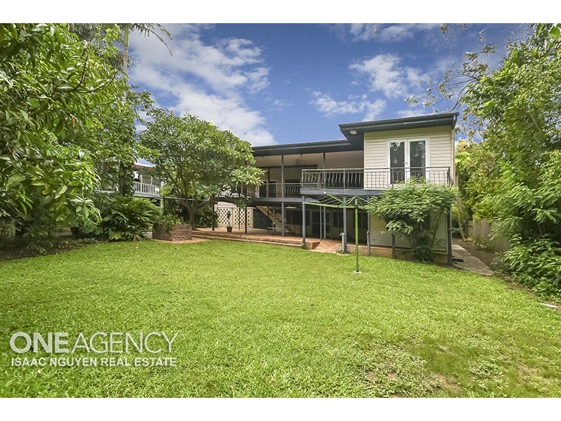 21 Durness Street, Kenmore QLD 4069