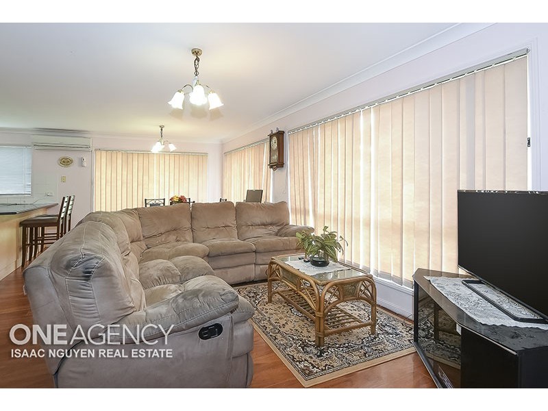 60 Ravenswood Lane, Springfield QLD 4300