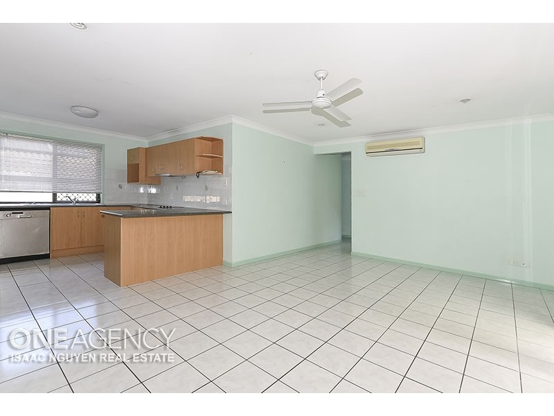 6 Hawthorne Street, Forest Lake QLD 4078