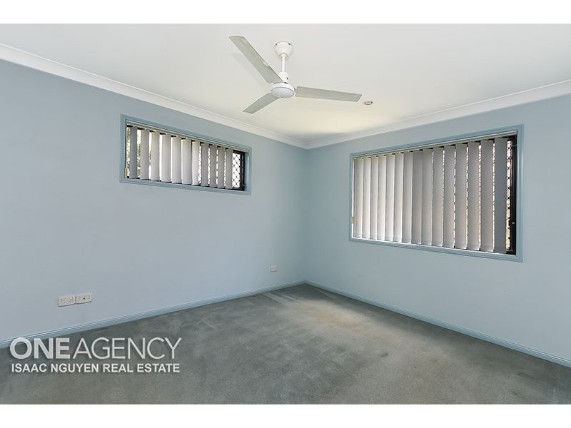 6 Hawthorne Street, Forest Lake QLD 4078