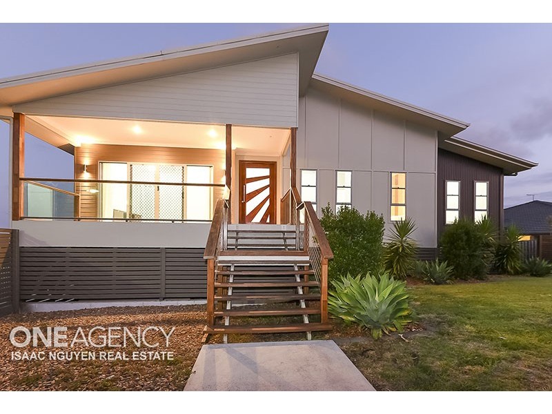 6 O’Donnell Street, Augustine Heights QLD 4300