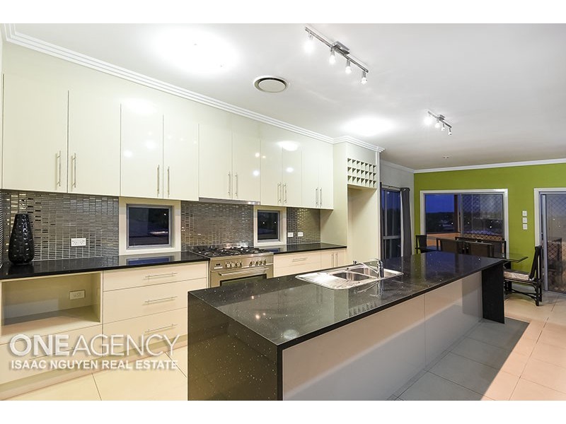 6 O’Donnell Street, Augustine Heights QLD 4300