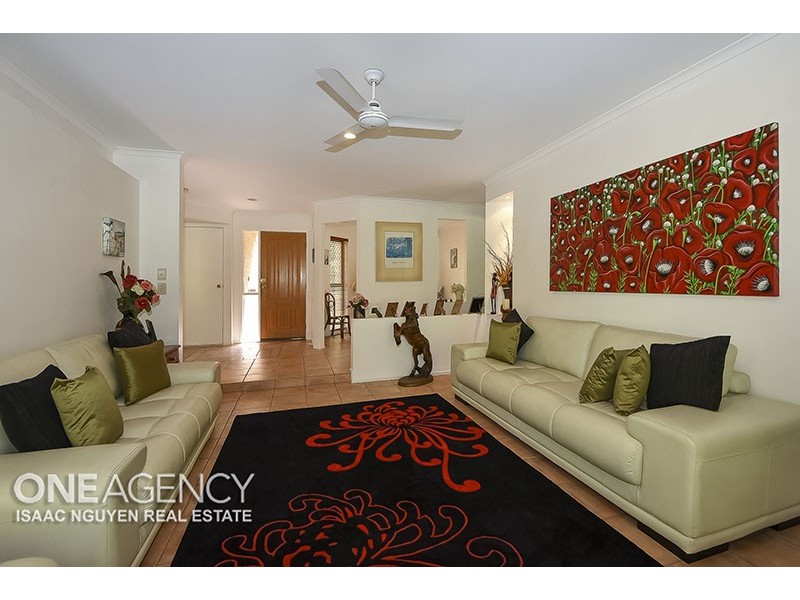 15 Cardwell Street, Forest Lake QLD 4078