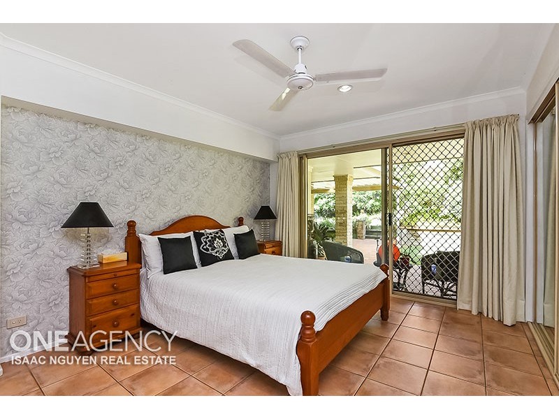 15 Cardwell Street, Forest Lake QLD 4078