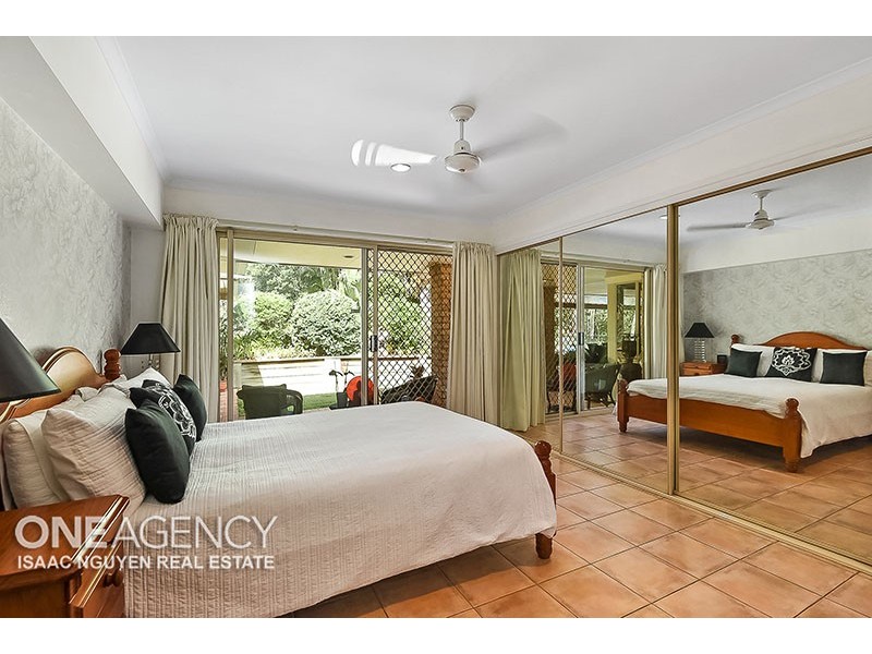 15 Cardwell Street, Forest Lake QLD 4078