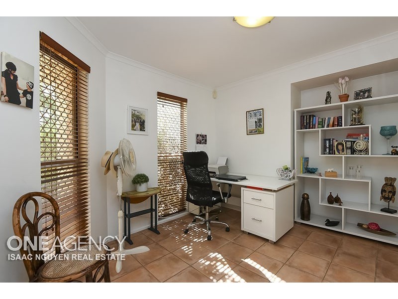 15 Cardwell Street, Forest Lake QLD 4078