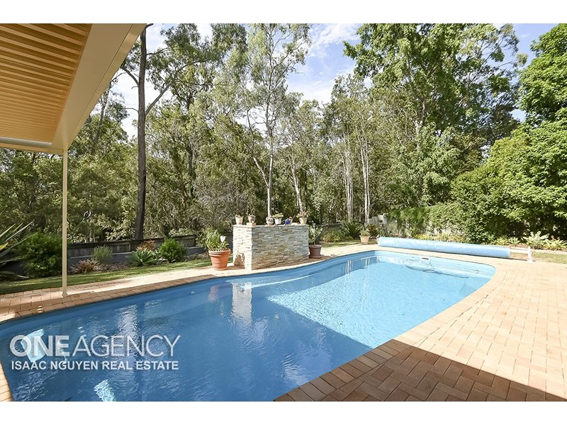 15 Cardwell Street, Forest Lake QLD 4078