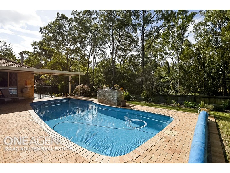 15 Cardwell Street, Forest Lake QLD 4078