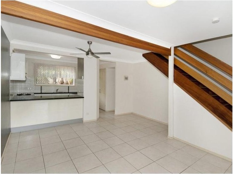 2/40 Pintu Dr, Tanah Merah QLD 4128