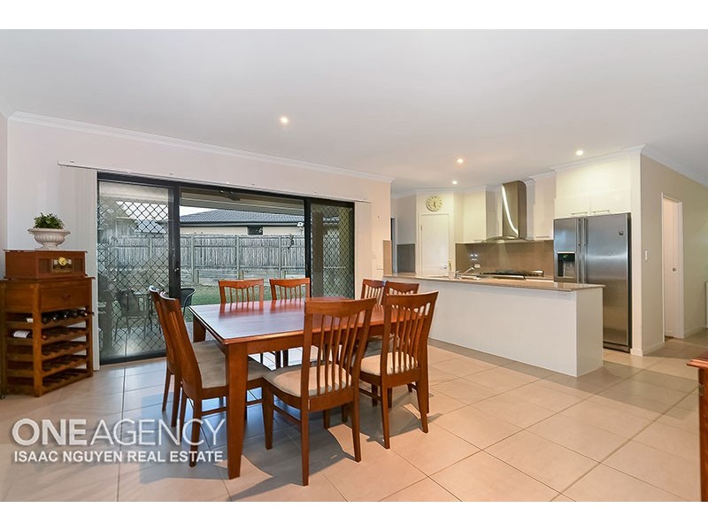 13 Dinnigan Cr, Durack QLD 4077