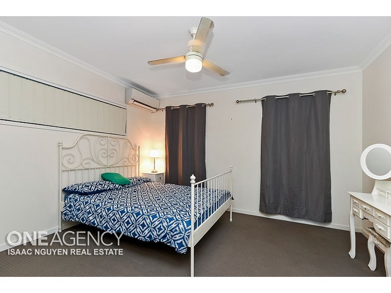 13 Dinnigan Cr, Durack QLD 4077