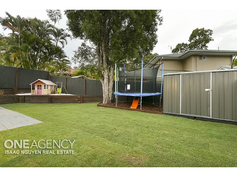 16 Settlers Circuit, Forest Lake QLD 4078