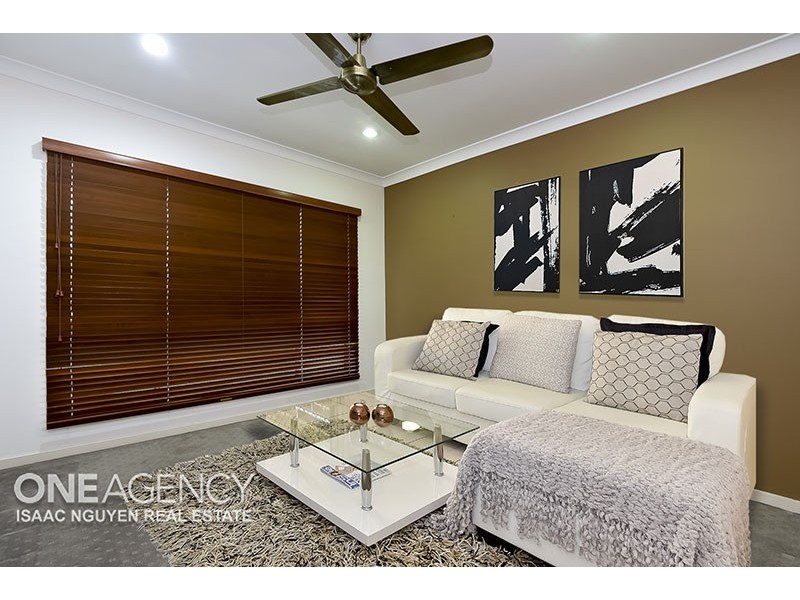 37 Injune Circuit, Calamvale QLD 4116