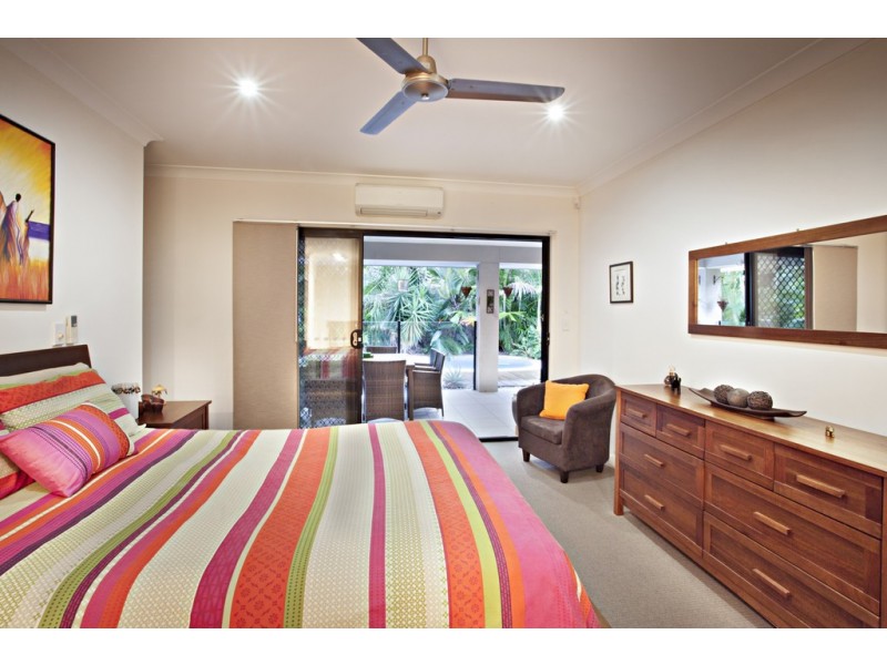 10 Pincally Cres, Ormeau QLD 4208